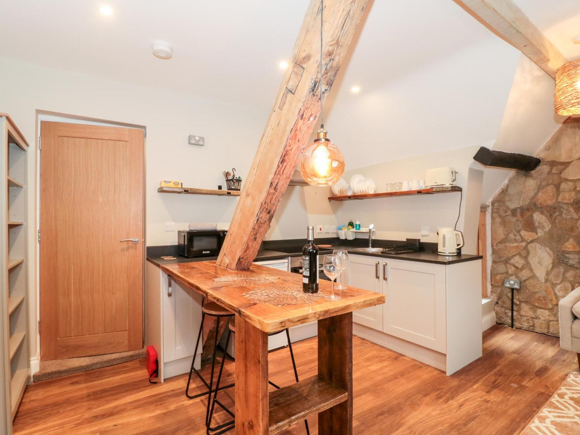 Purbeck Hotel Apartments - Flat 6 สวาเนจ ภายนอก รูปภาพ